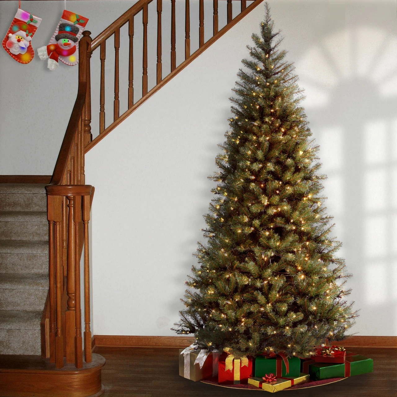 6 Ft. Pre-Lit Aspen Spruce Artificial Christmas Tree - Clear Lights - Image 2