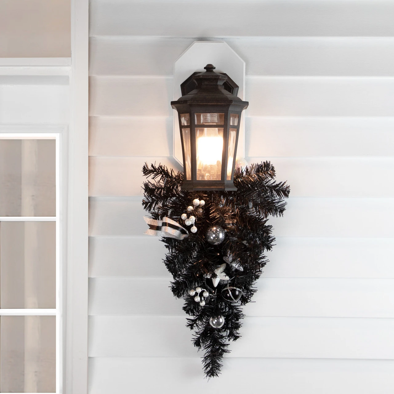 20" Pre-lit Decorated Black Pine Artificial Teardrop Christmas Swag, Warm White LED Lights - Image 2