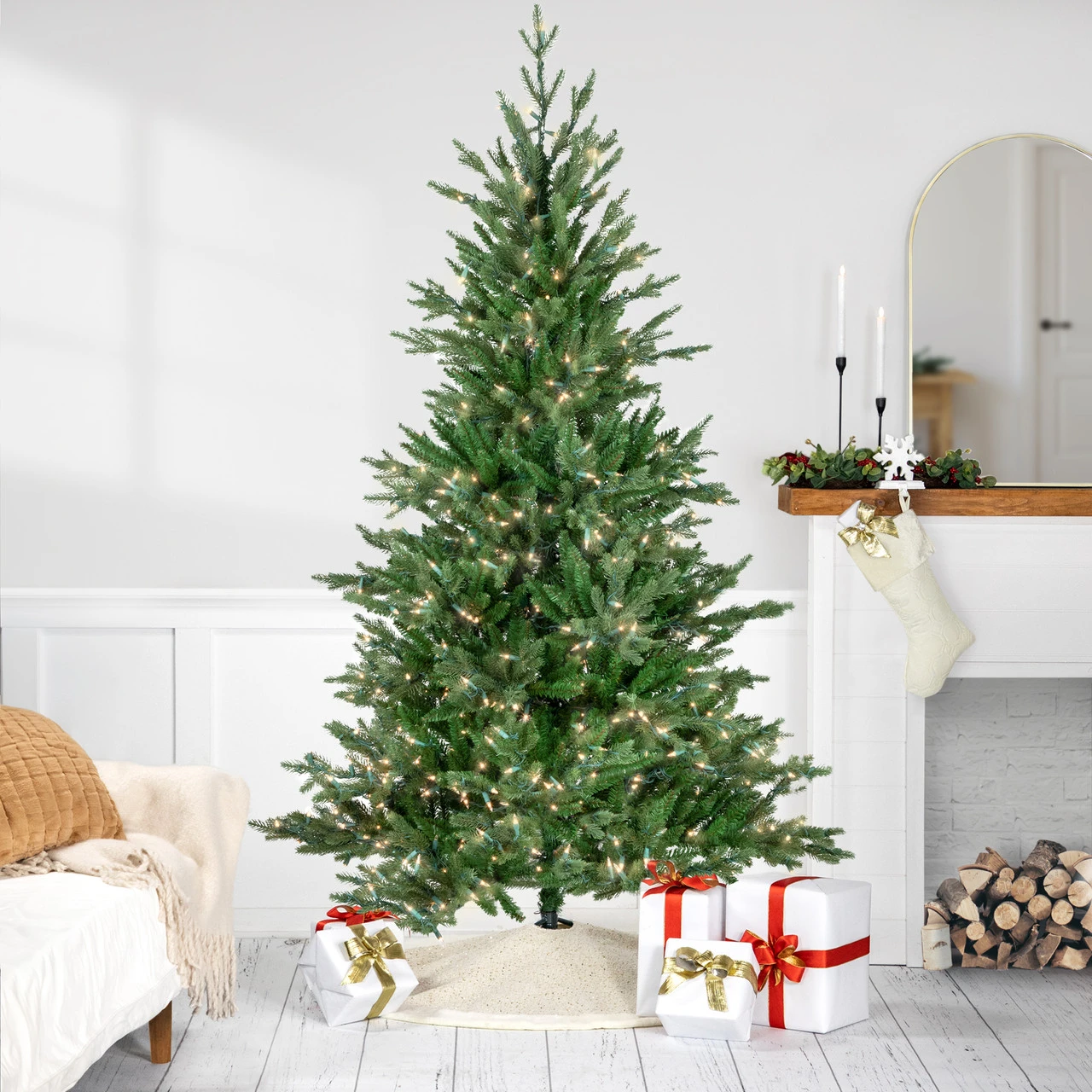 6' Pre-Lit Grande Spruce Artificial Christmas Tree, Clear Lights