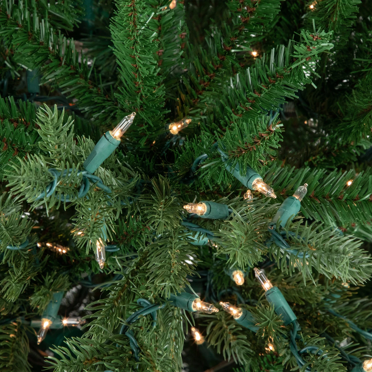 6' Pre-Lit Grande Spruce Artificial Christmas Tree, Clear Lights - Image 3