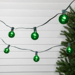 10-Count Green G50 Globe Christmas Patio Lights- 9ft, Green Wire